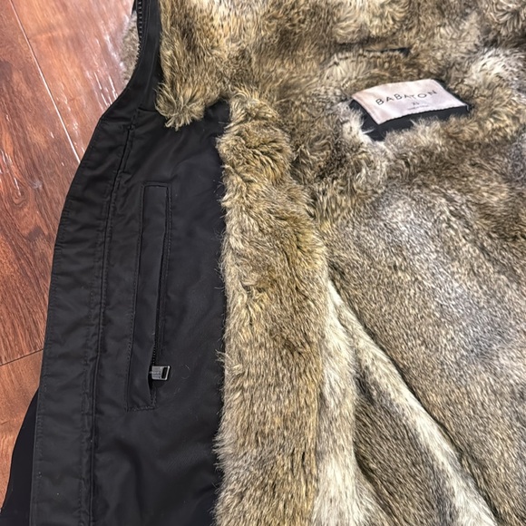 Aritzia Babaton goose down faux fur Parker. Waterproof and windproof fabric. - Picture 8 of 13